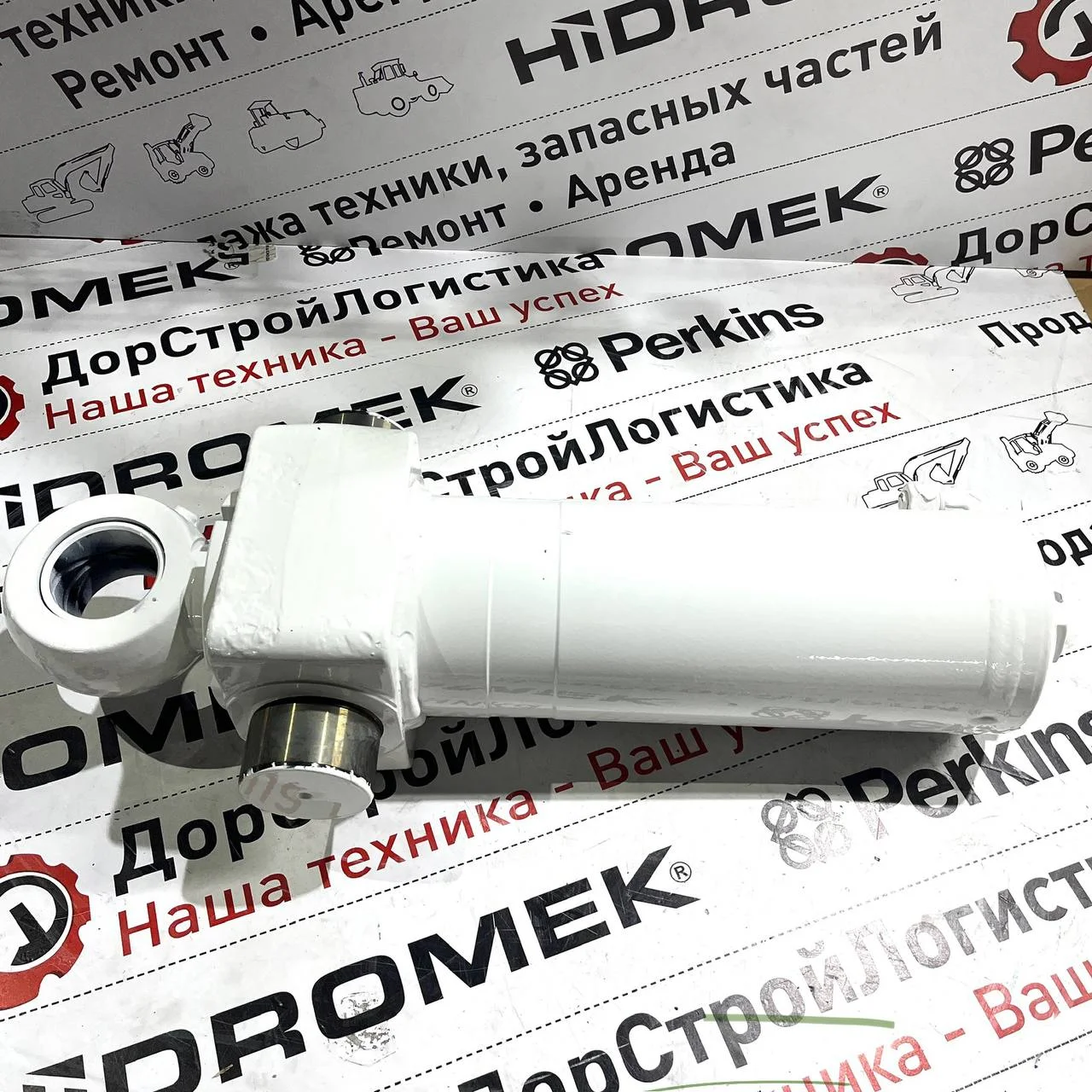 Гидроцилиндр поворота в сборе / 15525105 / 15525101