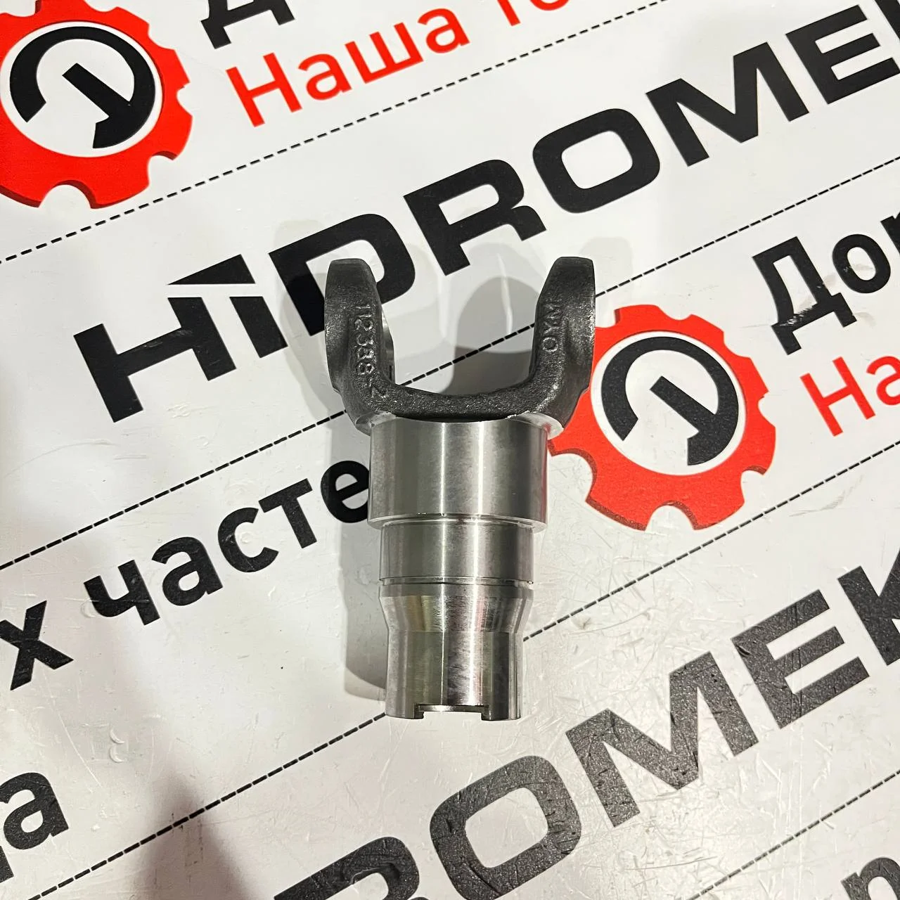 Вал полуоси ступицы моста ZF-3035 HMK102B (аналог) / 0501328647 / S0644079